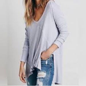 Free People Light Blue Thermal V-Neck Top featuring distressed raw edges size sp
